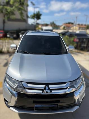 MITSUBISHI OUTLANDER 2.0 16V GASOLINA 4P AUTOMÁTICO MITSUBISHI OUTLANDER 2.0 16V GASOLINA 4P AUTOMÁTICO
